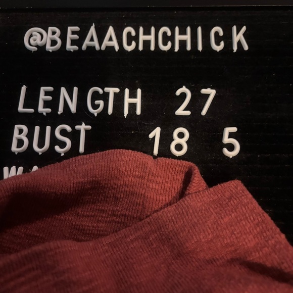 Free People We The Free Split Back Dark Burnt Red Mock Turtleneck Pullover XS - Picture 8 of 8